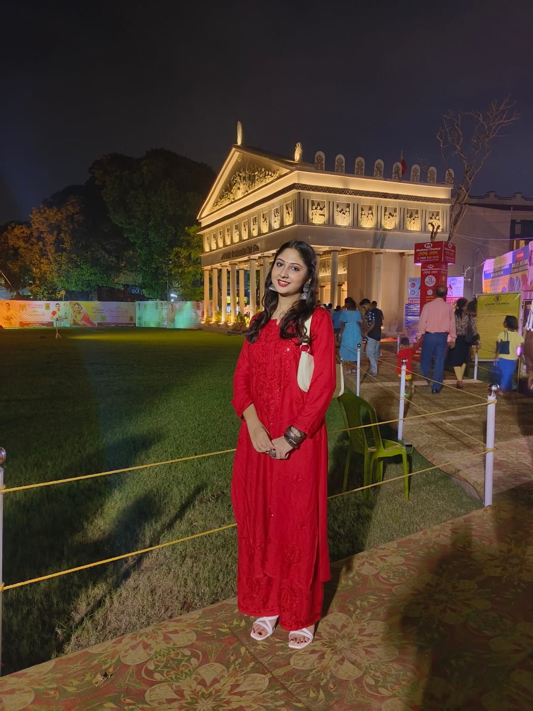 Customer photo review of Red 2 piece Rayon Mukaish set