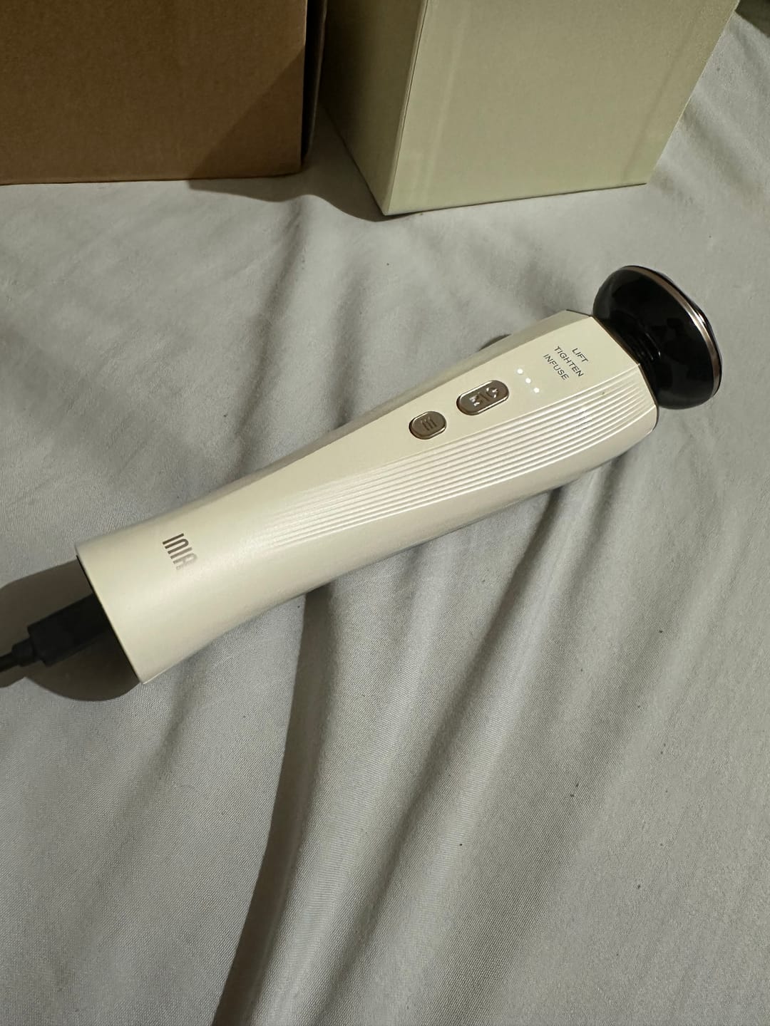 Customer photo review of INIA FLARE Dispositivo Facial de Microcorriente