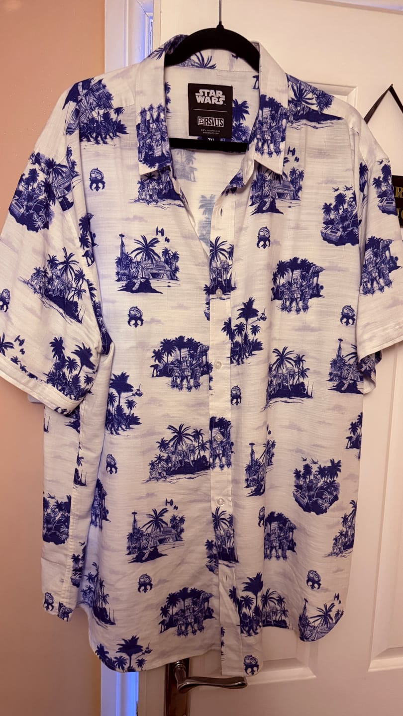 Customer photo review of Star Wars™ "Tide of the Battle" – Bamboo Short Sleeve Shirt