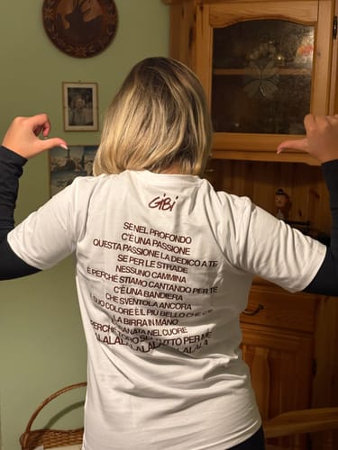 Elia R. review of T-Shirt GRANATA NEL CUORE image 1 out of 1