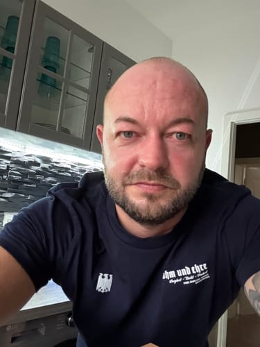 Customer photo review of Shirt - Ruhm & Ehre - Navy