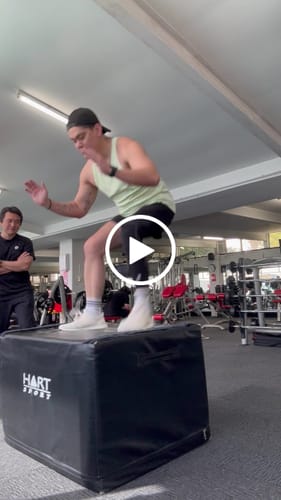 Customer video review of Compression Sleeves V2 for Knees and Legs