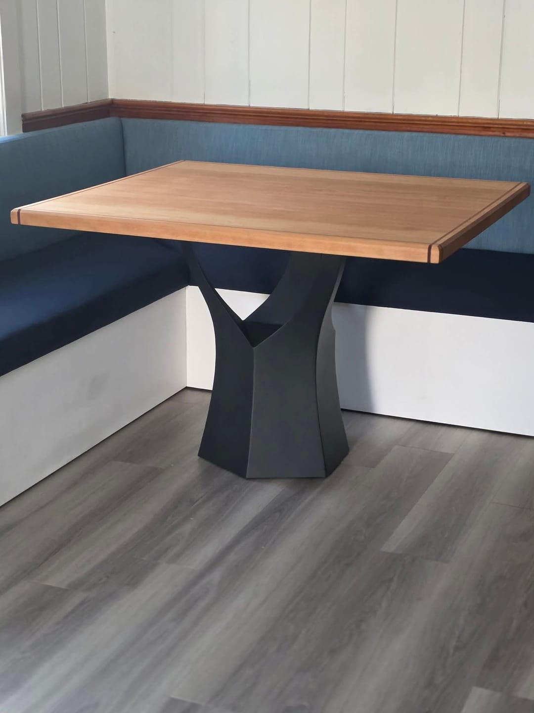 Customer photo review of Table Base 319 Namu 28H Metal Kitchen Design Furniture
