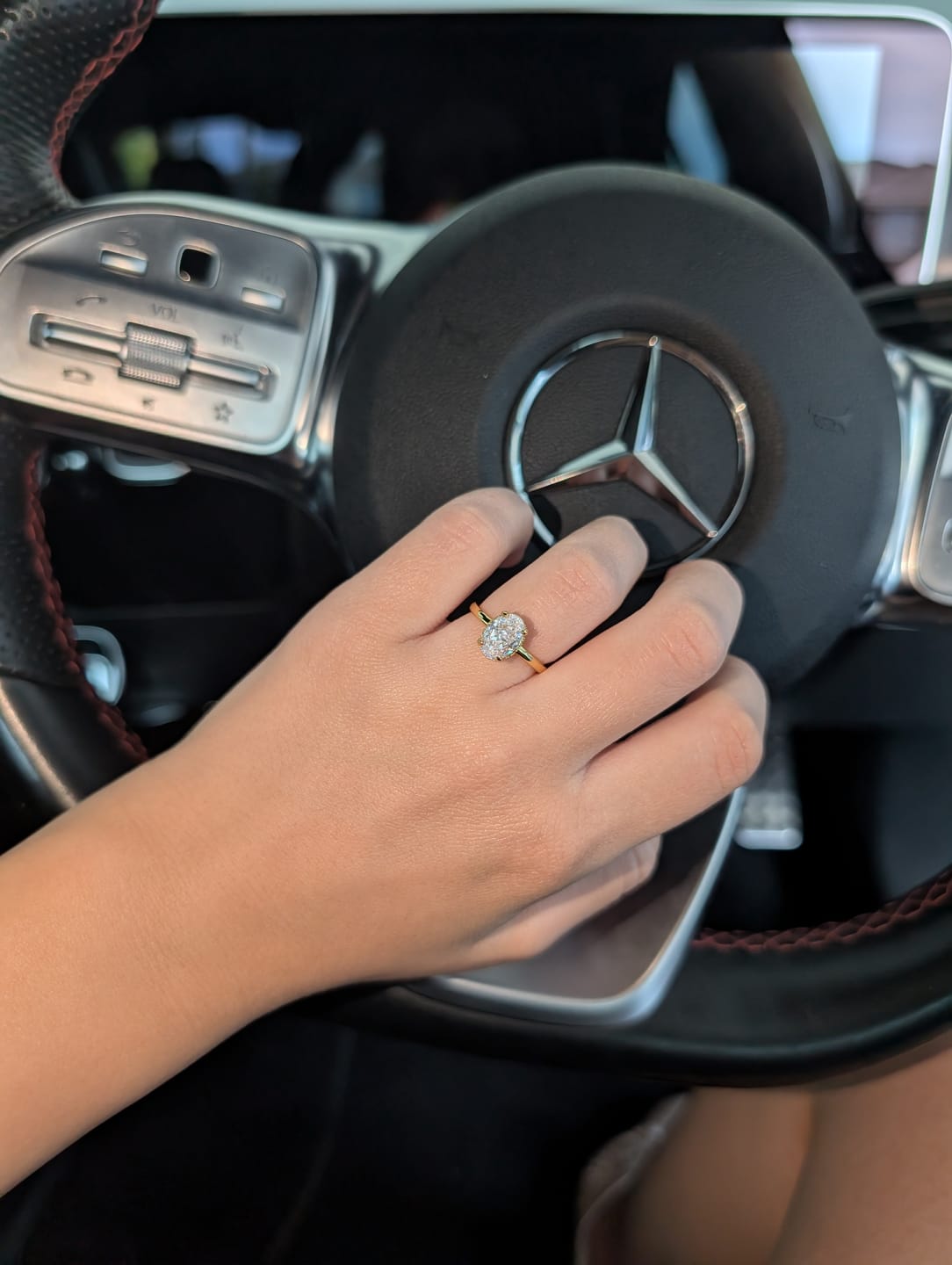 Customer photo review of Madrid 1.5 Ct Oval Ring - Gold