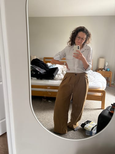 Customer photo review of Women Winter Solid Fleece-lined Wide-leg Pants