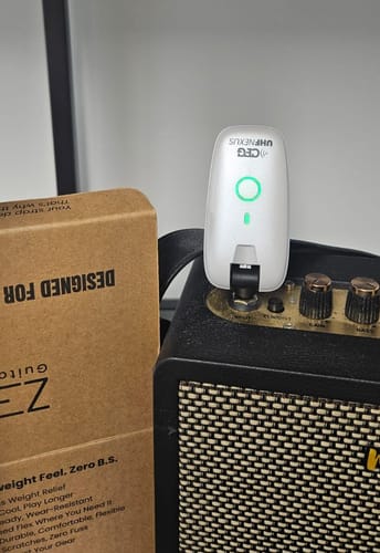 Customer photo review of [NEW] UHF NEXUS - Pro-Grade UHF Wireless System For Guitar/Bass – USB-C, Latency<2 ms, 7 Channels, 165 feet Range
