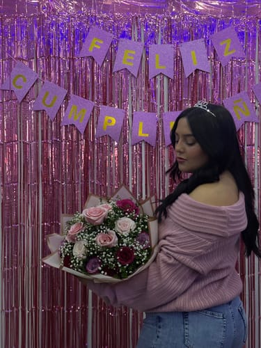 Customer photo review of SWEATER LINA ROSADO