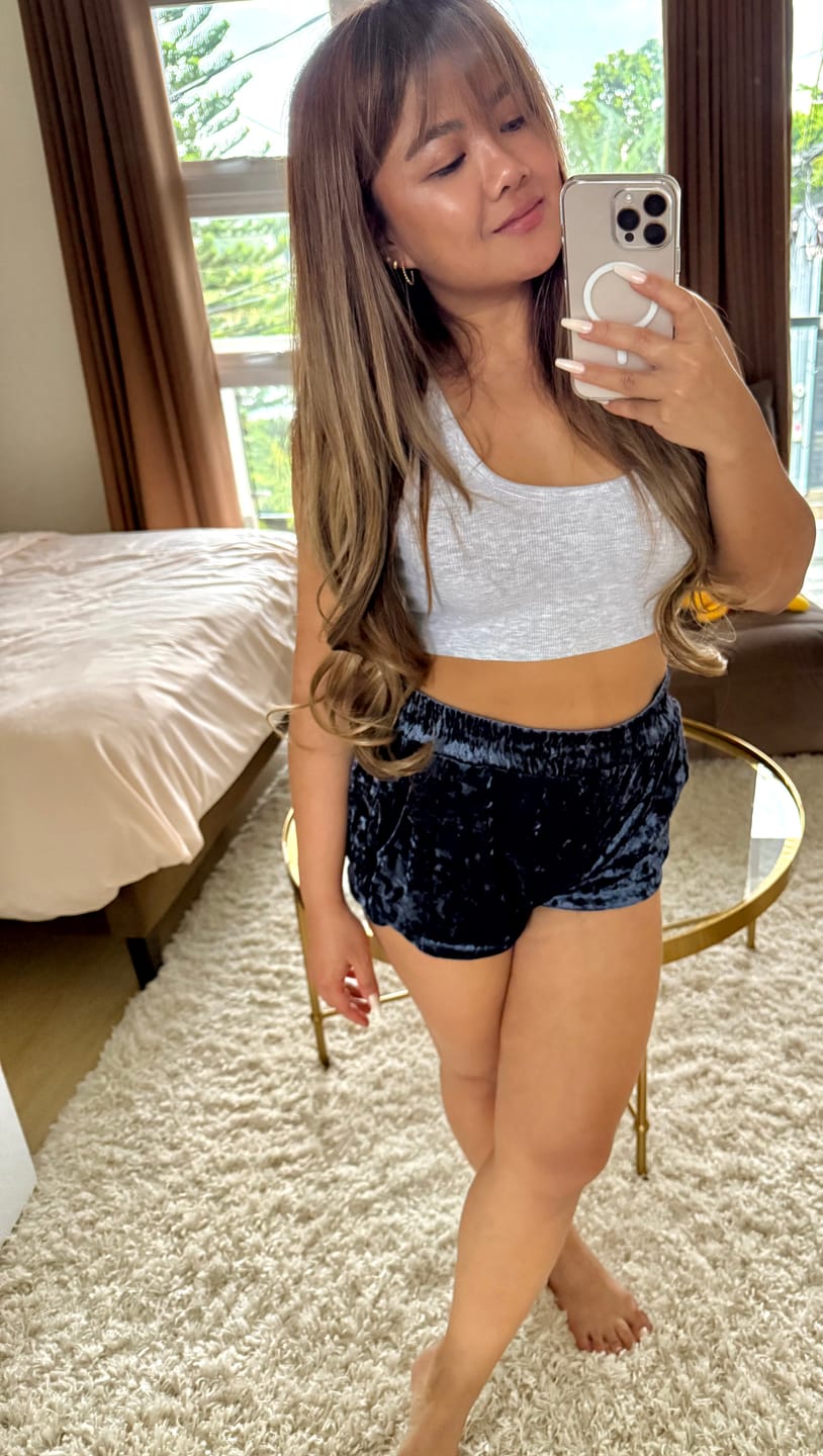 Customer photo review of 22" Hollywood Waves