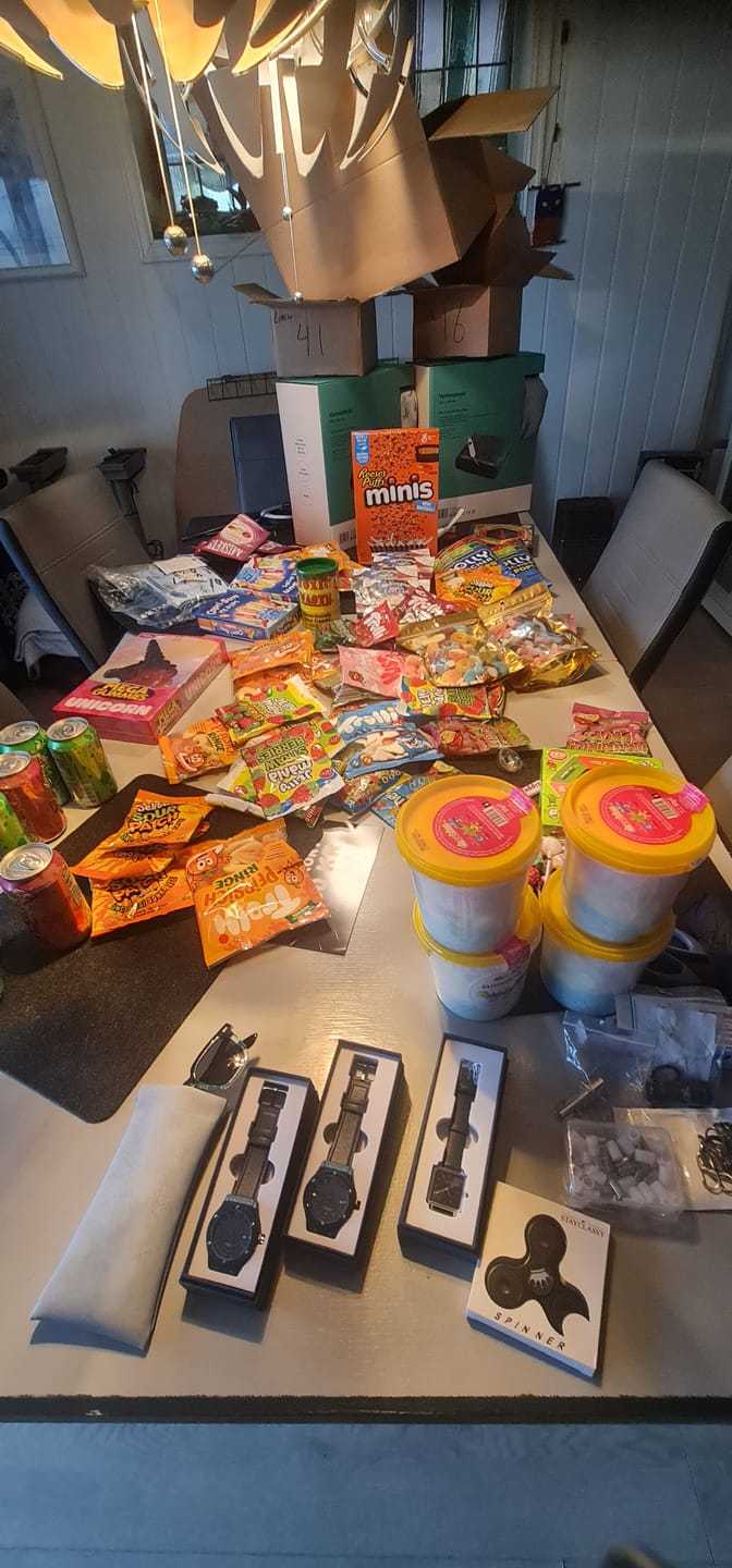 Customer photo review of MysteryBox - Liten