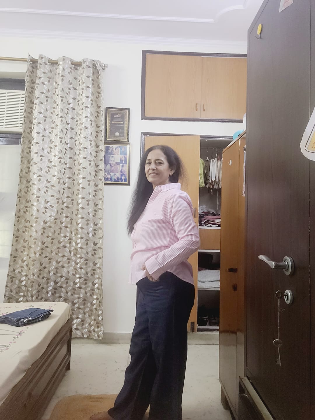 Customer photo review of Women Black Wide Leg Pants