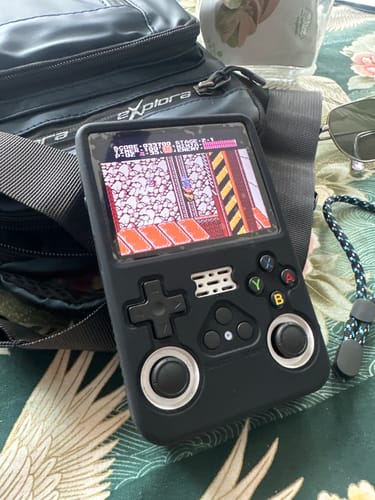 Reseña con foto de un cliente sobre RetroGamer™ Beast®