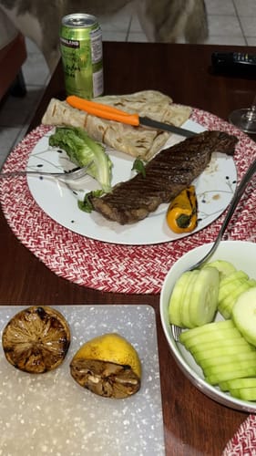 Reseña con foto de un cliente sobre Machaca de Res