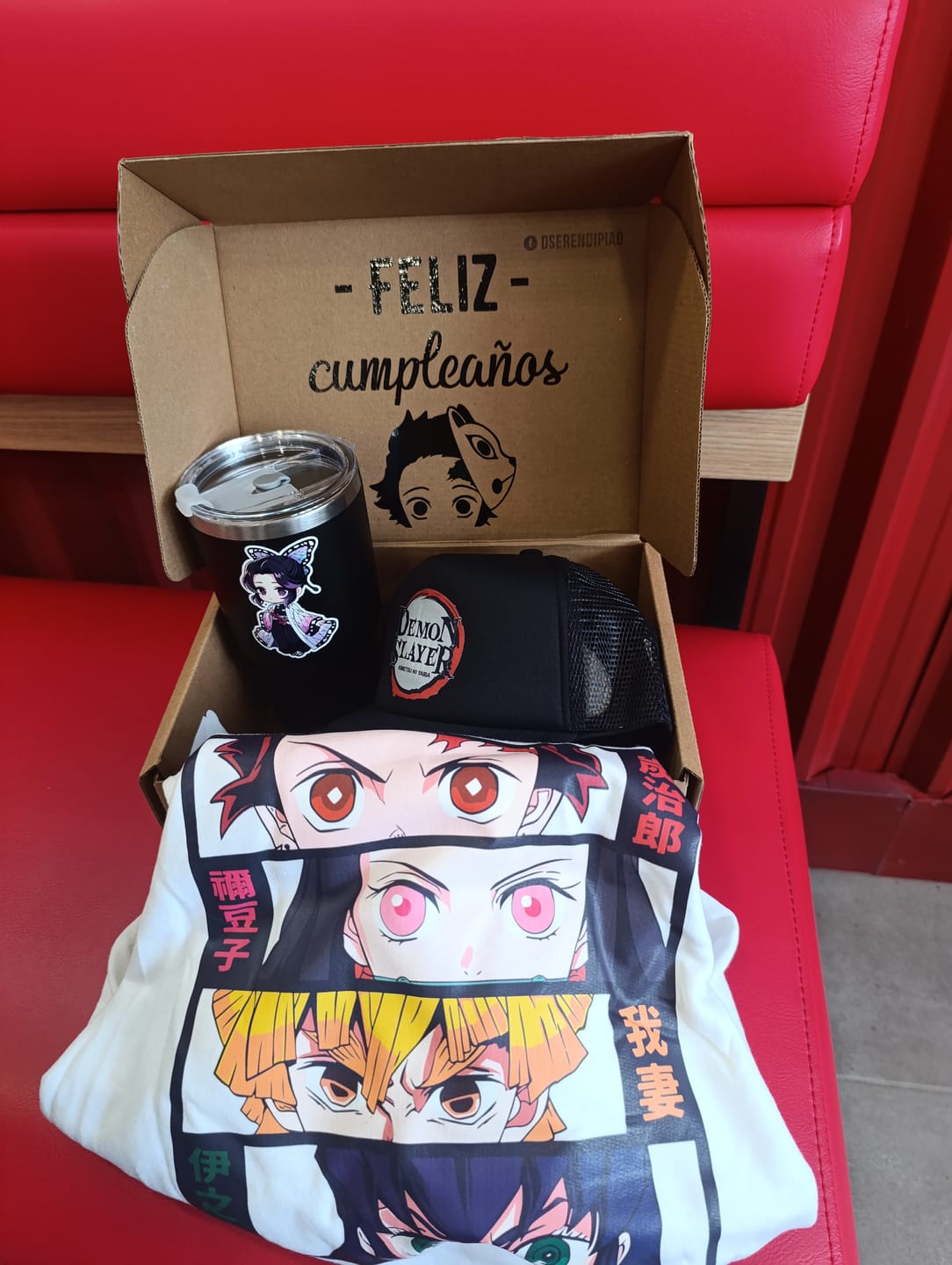 Customer photo review of DEMON SLAYER CON TERMO