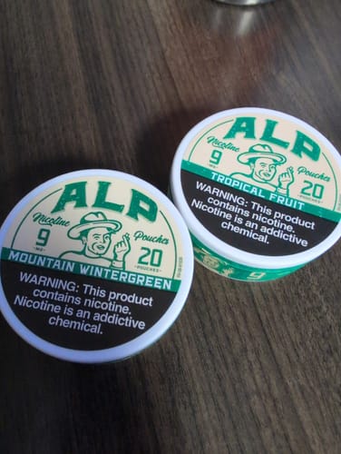 Customer photo review of Tropical Fruit Nicotine Pouches