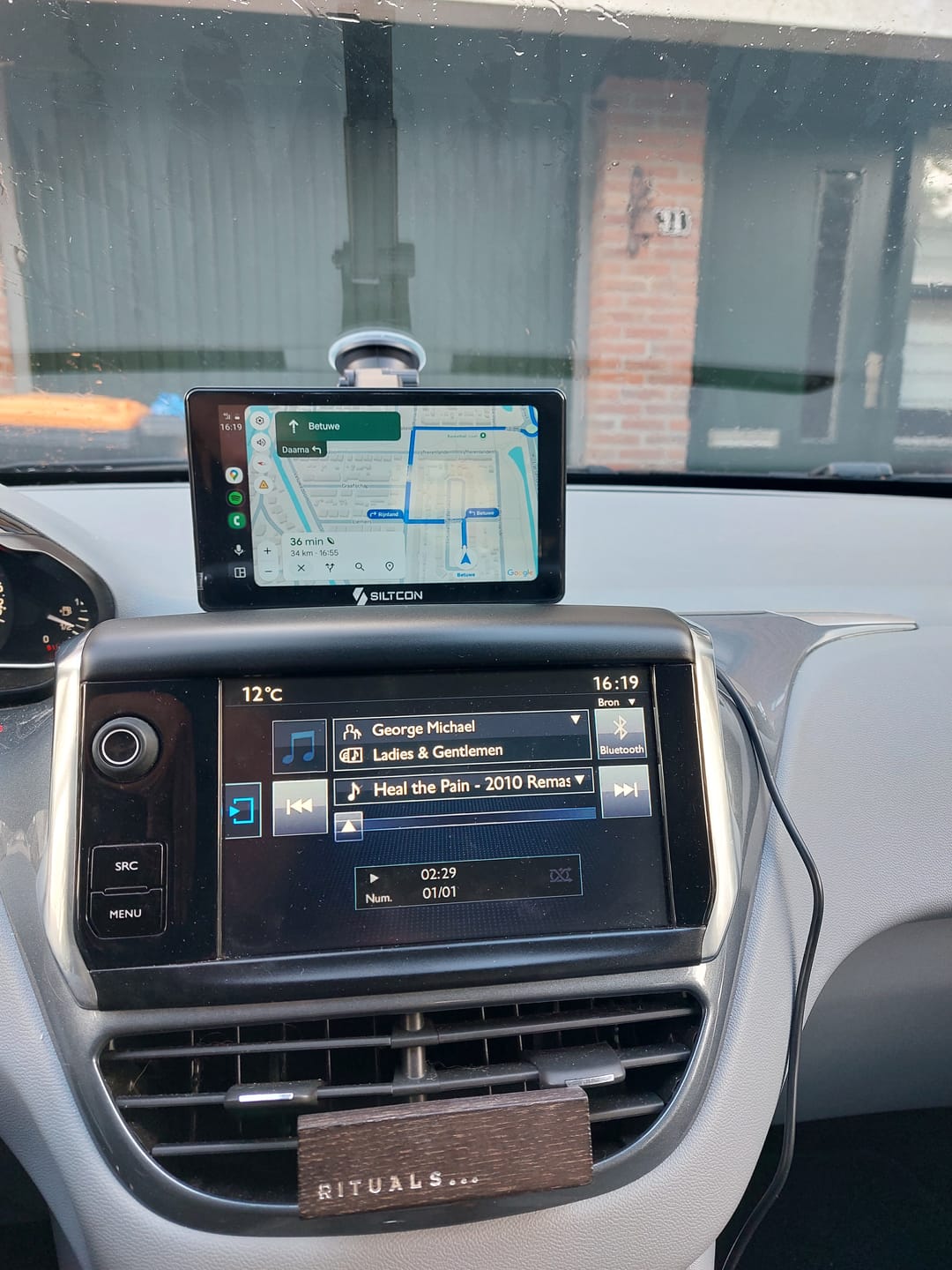 Customer photo review of Siltcon® 7” Carplay / Android Auto Scherm