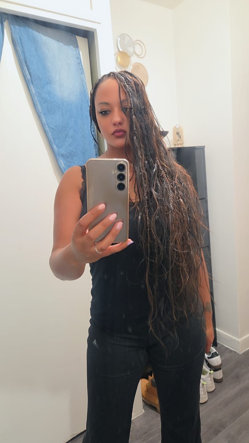 Customer photo review of #4 Medium Brown Body Wave Bulk Human Braiding Hair