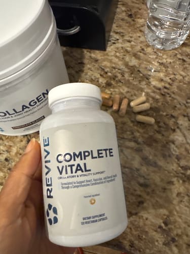 Customer photo review of Complete Vital