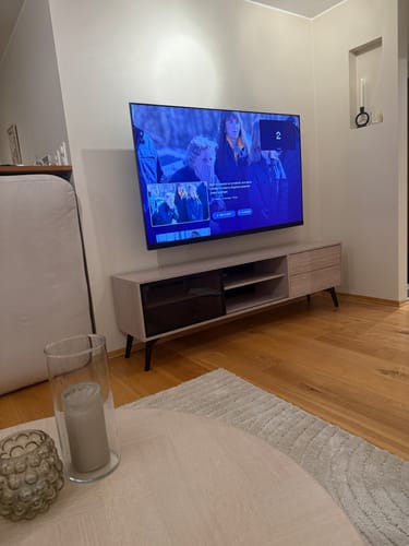 Kundeanmeldelse med bilde av Oak minimal kontaktplast