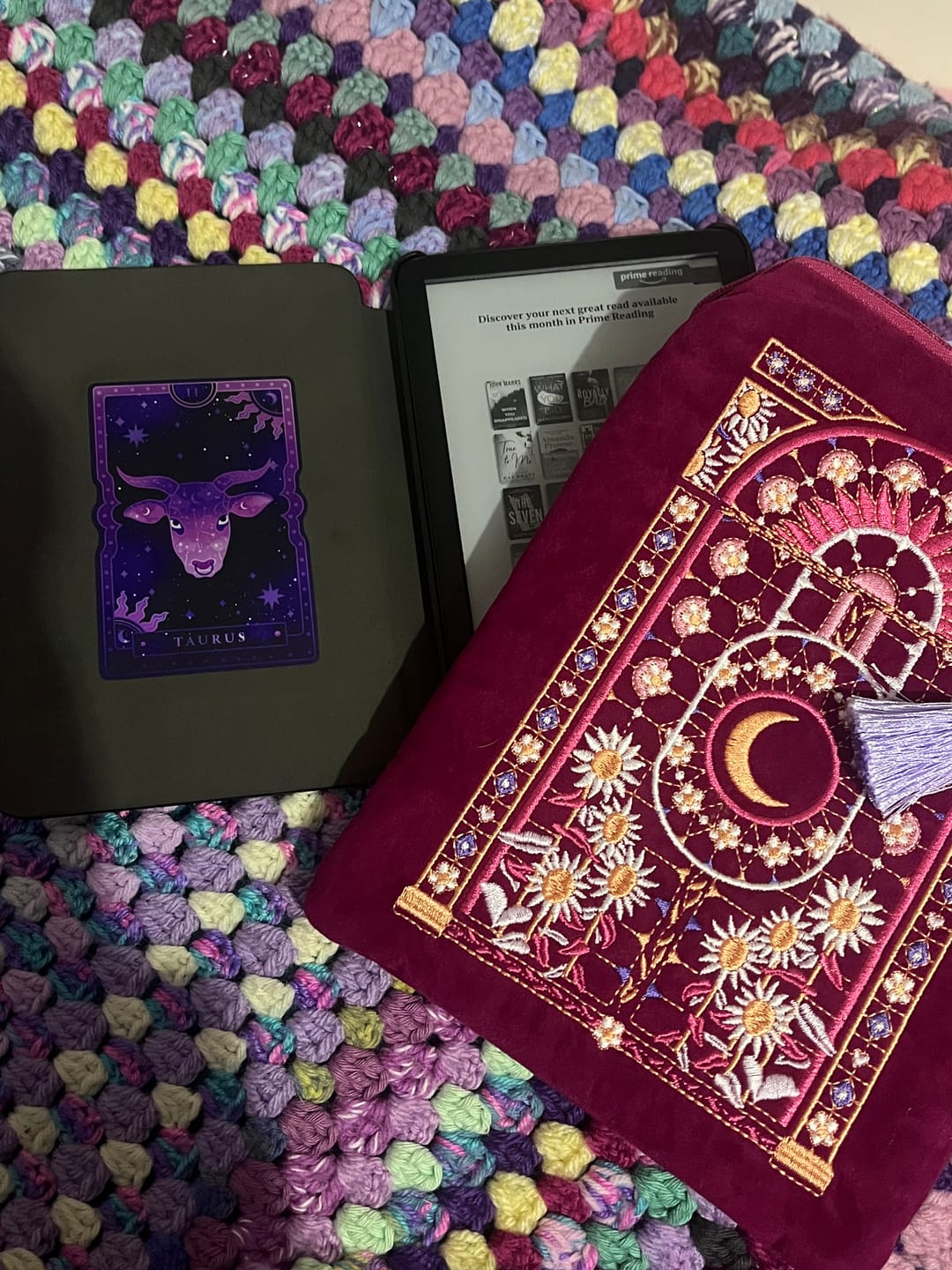 Customer photo review of Iridescence E-Reader Sleeve - Pink
