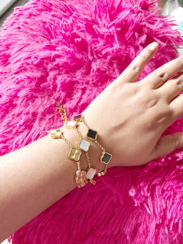 Customer photo review of Celine Clover Bracelet