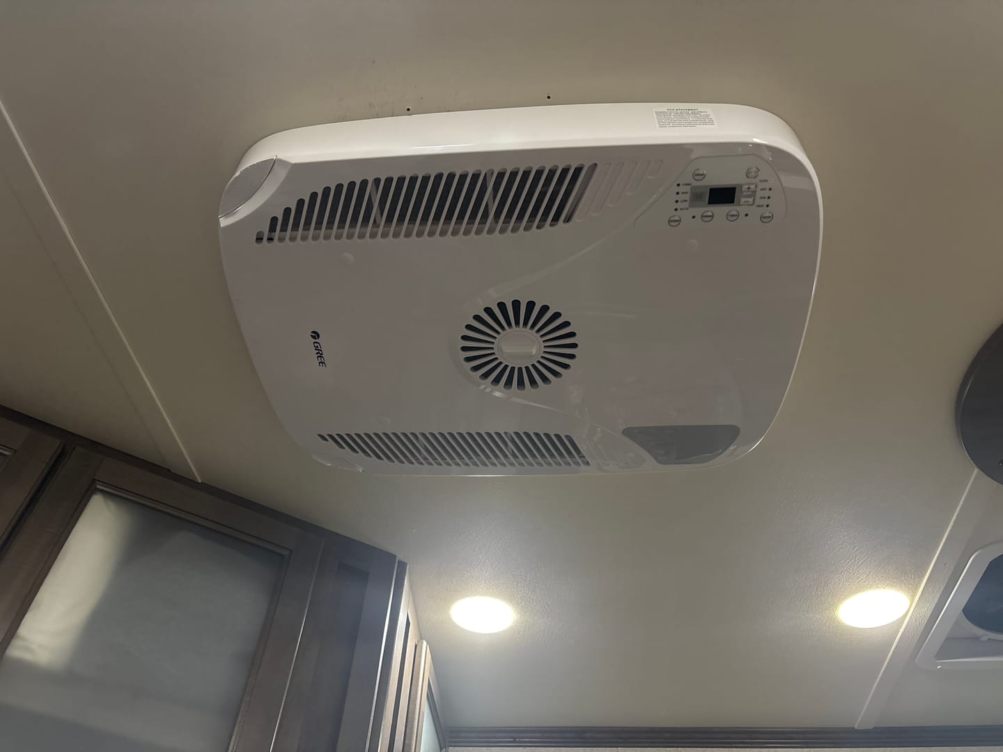 Customer photo review of ECO COOL FREE BLOW (15K BTU W/HEAT PUMP)