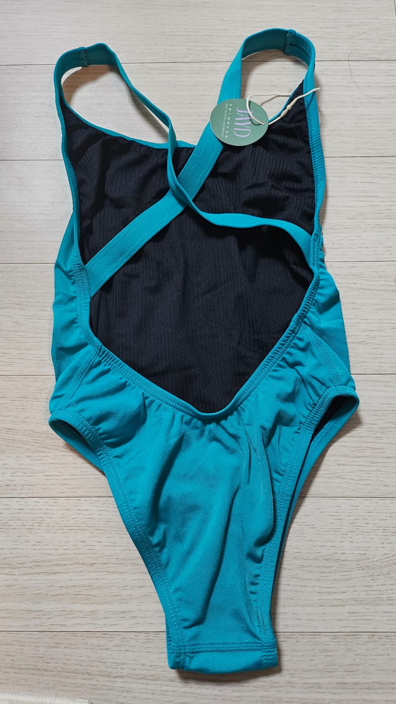 Customer photo review of LEVANTO ONE PIECE - Atlantic