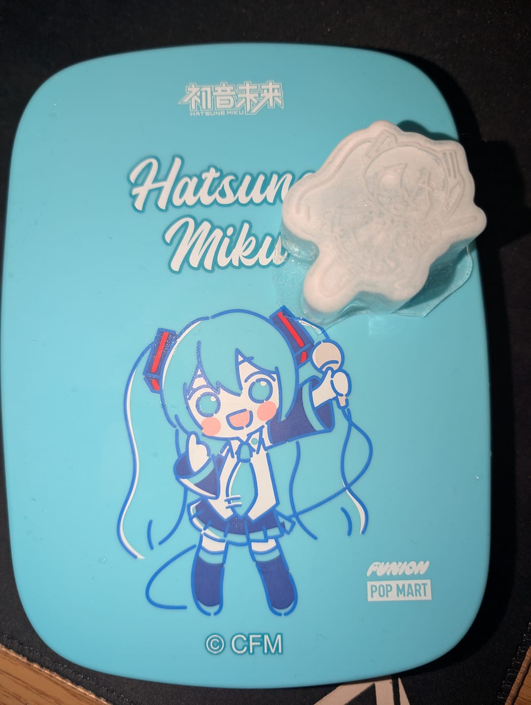 Customer photo review of Officially Licensed Hatsune Miku Ice Cube Mold