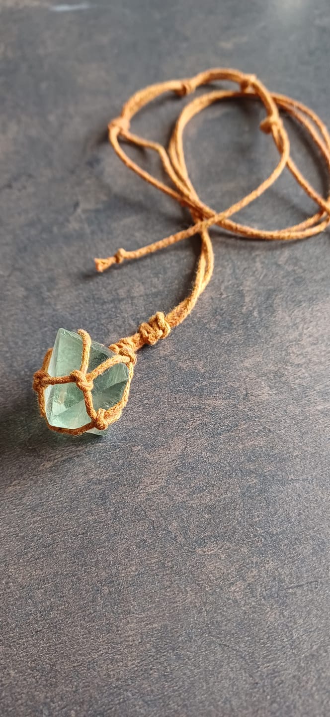 Customer photo review of Collier Fluorine