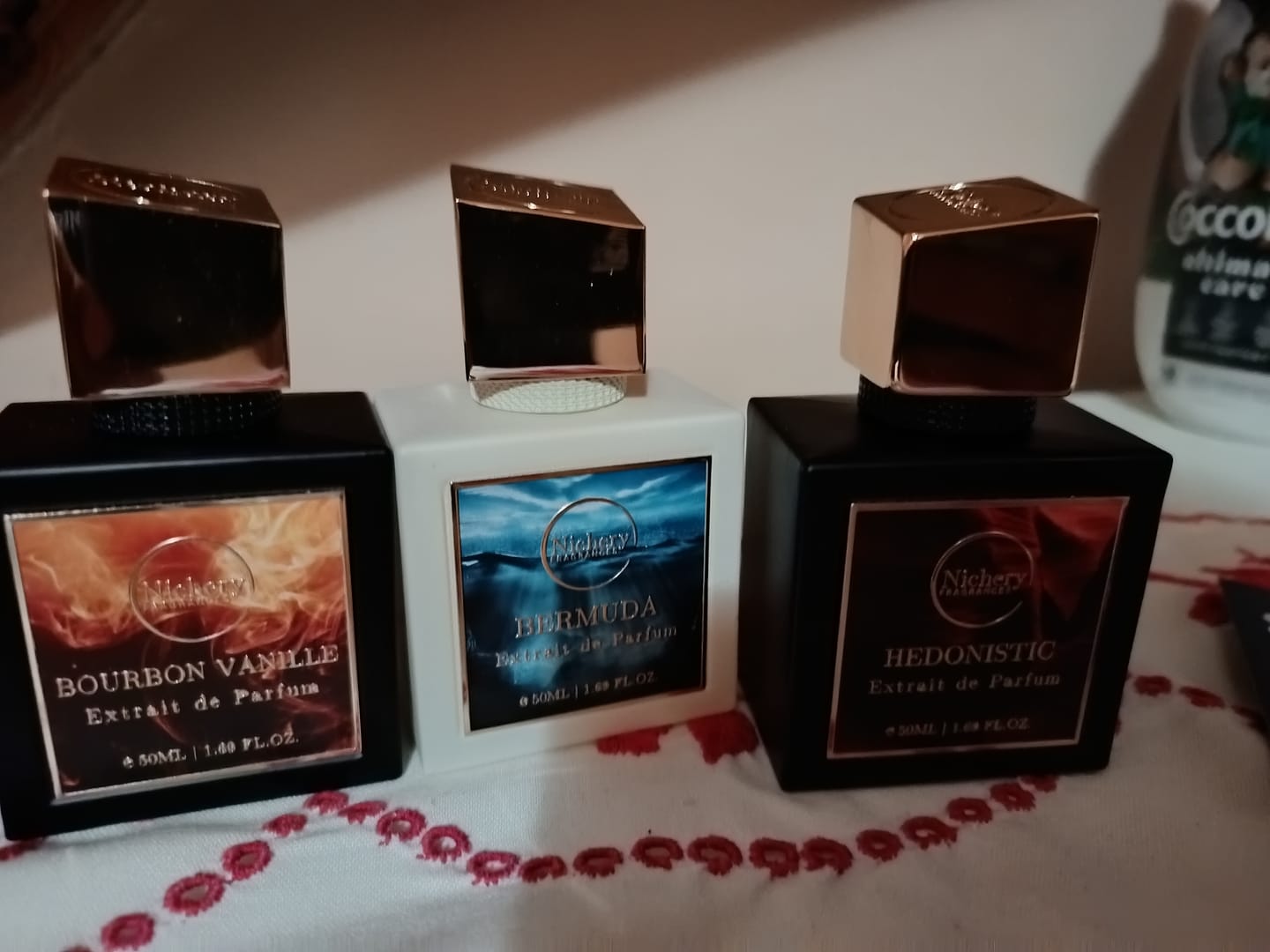 Customer photo review of Nichery Bourbon Vanille Extrait de Parfum - Unisex 50ml