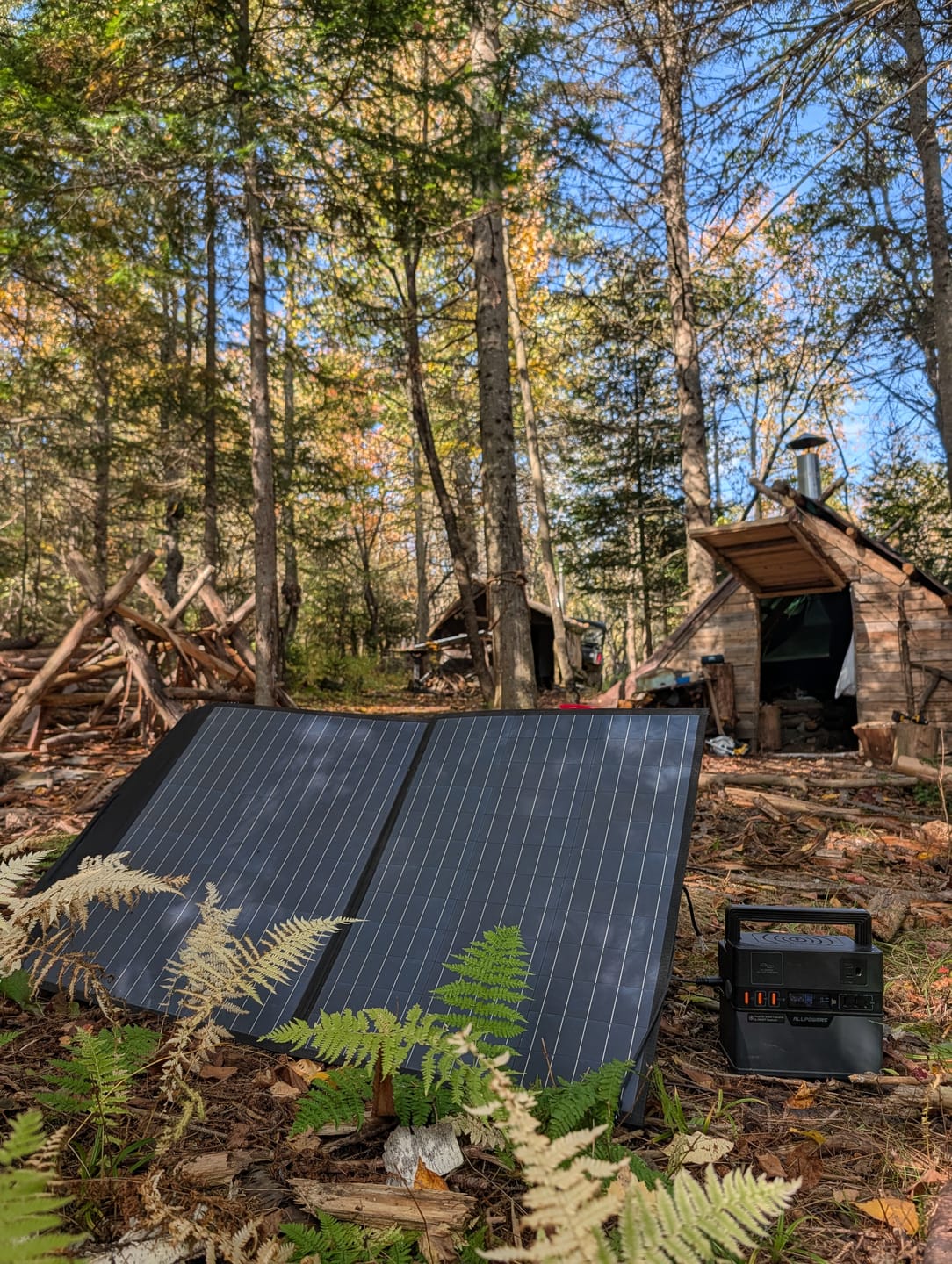 Customer photo review of ALLPOWERS Solar Generator Kit 300W (S300 Plus + SP027 100W Solar Panel)