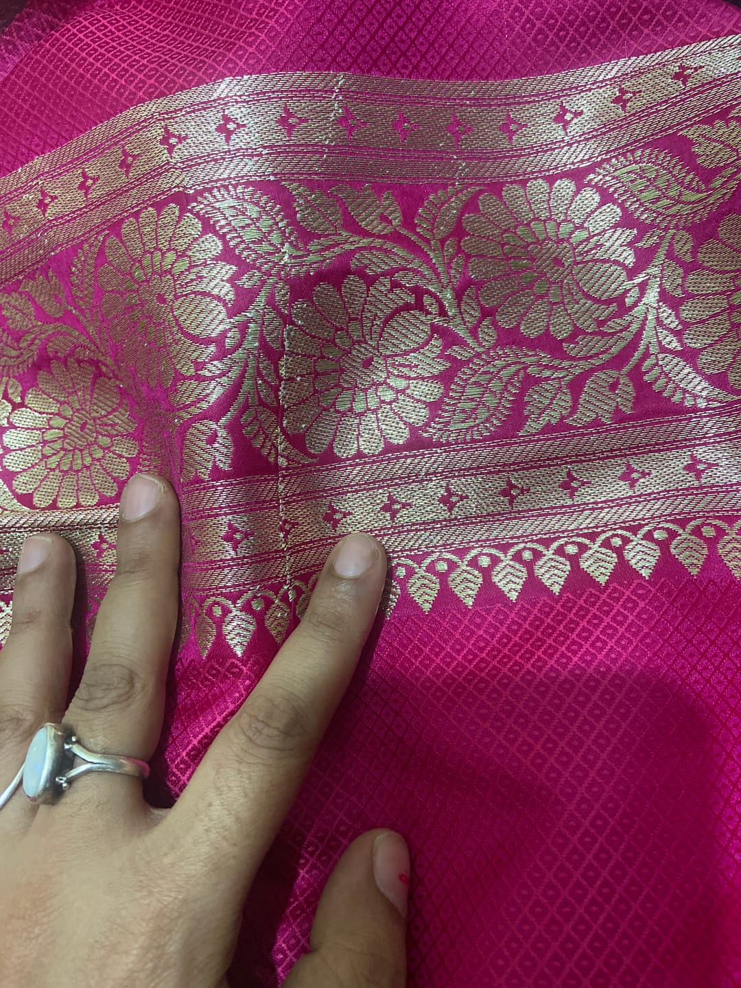 Customer photo review of Pink Golden Zari Katan Silk Banarasi Saree