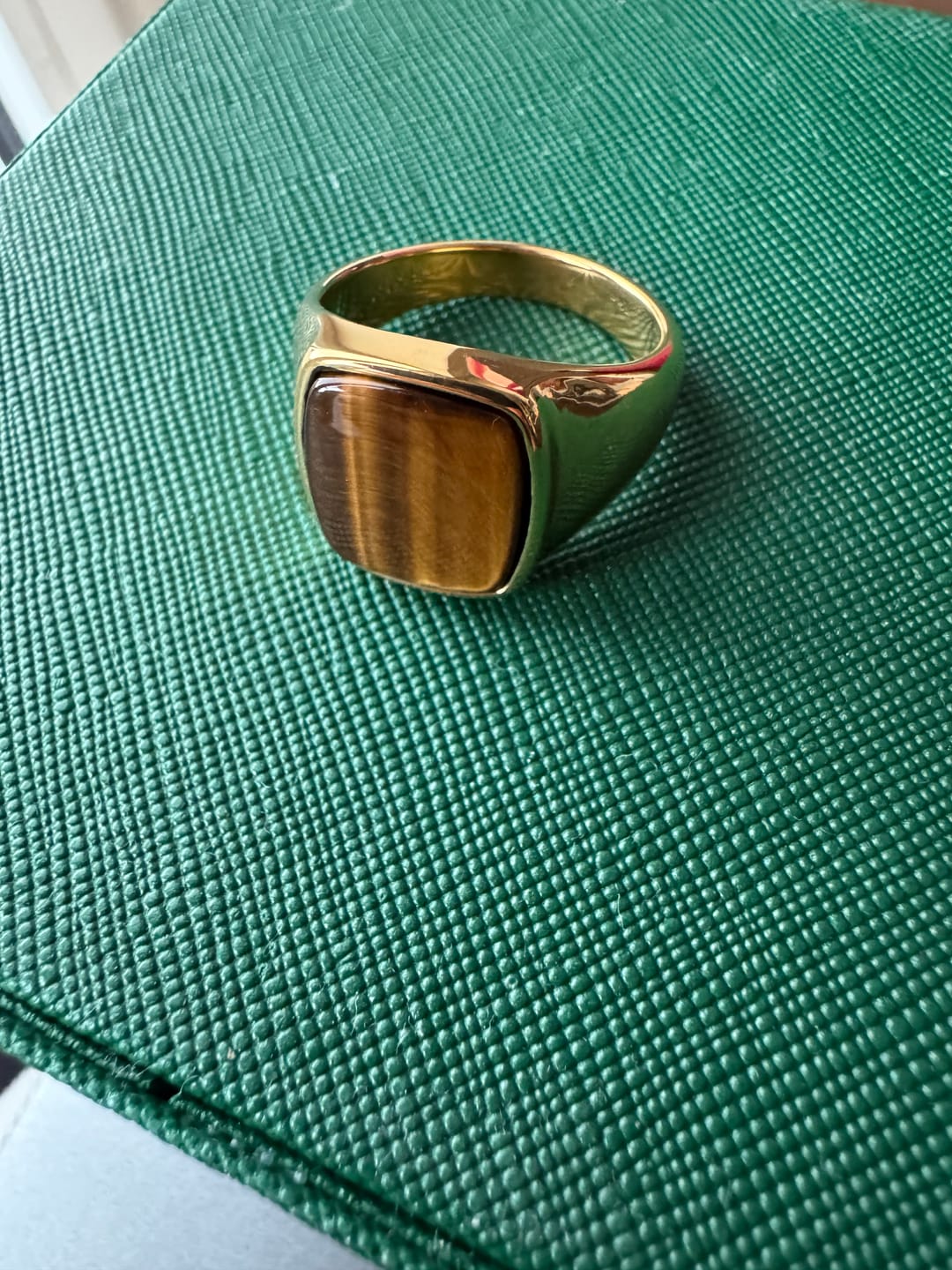 Customer photo review of King Tiger's Eye Ring (Gold)