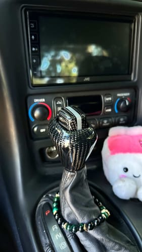 Customer photo review of [Customizable] Carbon Fiber Leather Upholstered Shift Knob Automatic Manual 1997-2004 C5 Chevy Corvette