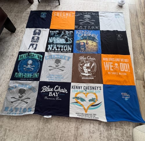 Customer photo review of T-Shirt Quilts