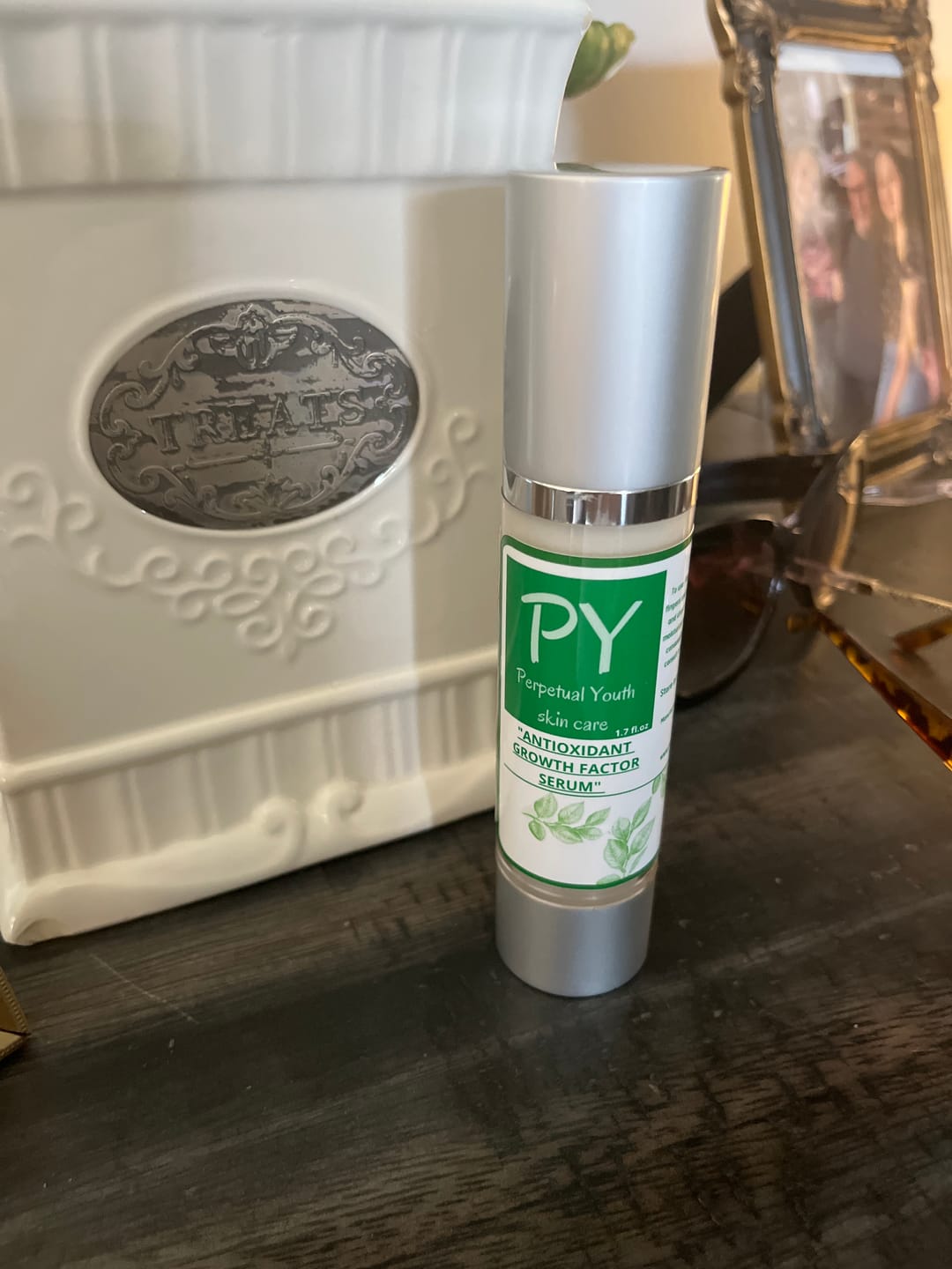 Customer photo review of Growth Factor Serum  🌿🌿🌿 Evertything you need in one Bottle! 💖