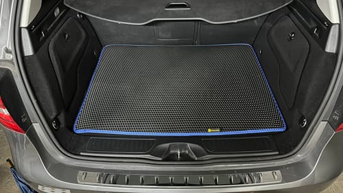 Manfred M. review of Kofferraumwanne nach Maß image 1 out of 1