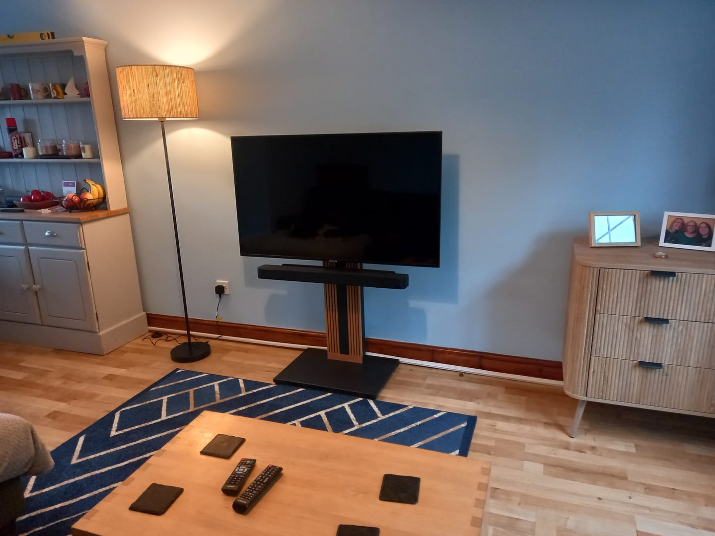 Customer photo review of ZEN FT65 Floor TV Stand