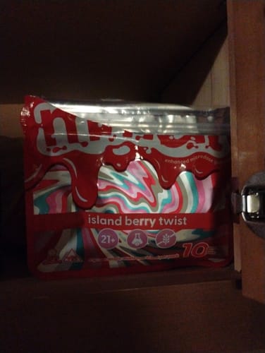 Customer photo review of Mushroom Gummies