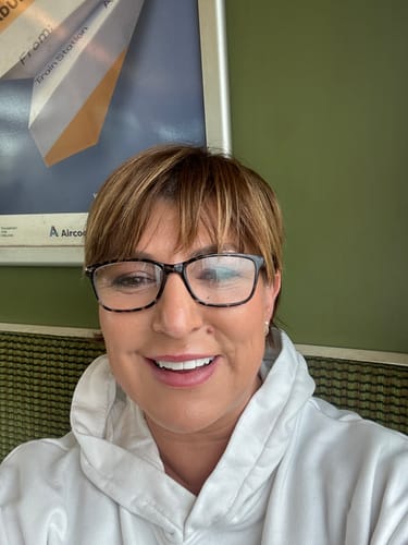 Customer photo review of 4 Pack Comfort Blue Light Filter Reading Glasses UVE19042