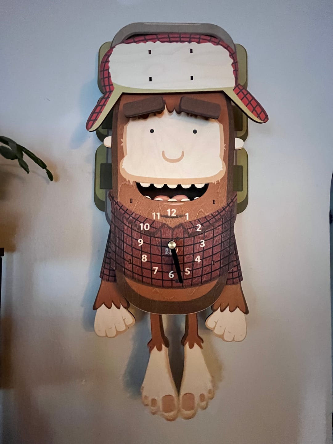 Customer photo review of Earl the Bigfoot Pendulum Clock