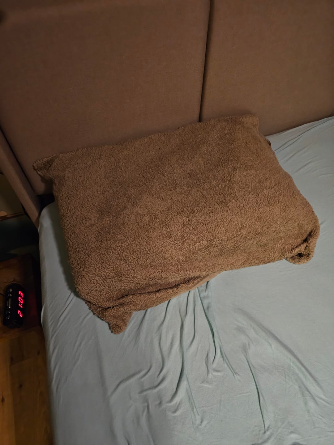 Customer photo review of Dekbed Zonder Overtrek Teddy™ Cappuccino White