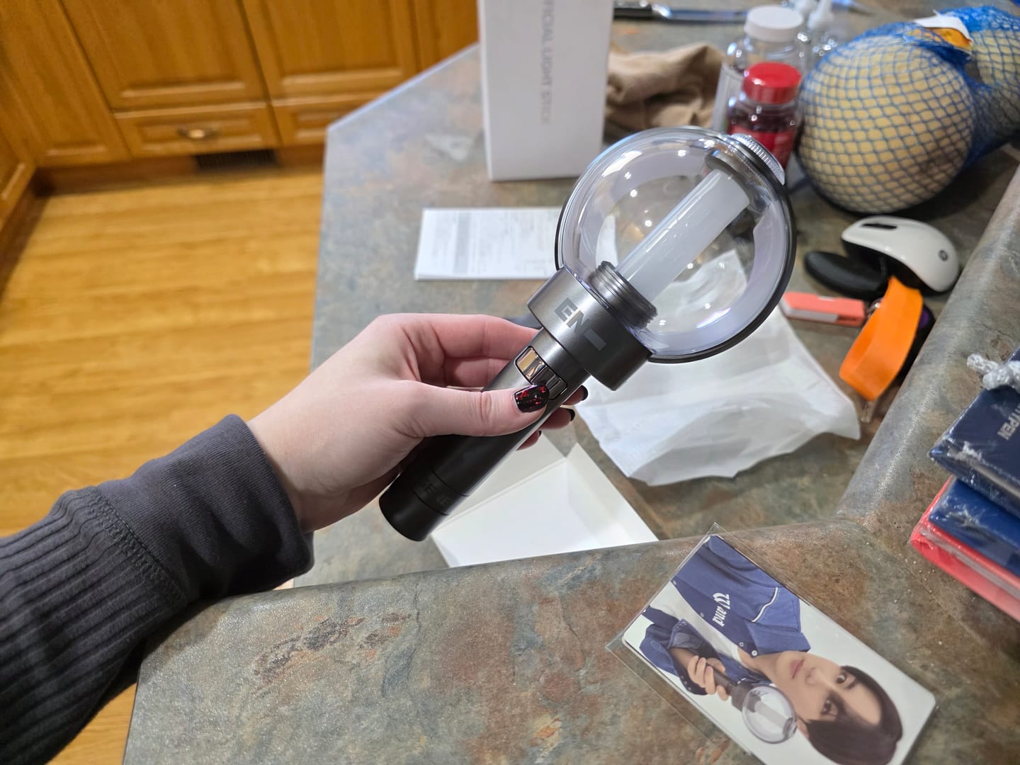 Customer photo review of ENHYPEN - OFFICIAL LIGHT STICK VER.2