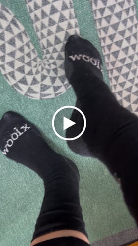 Customer video review of Womens Harbor Crew Sock - Black