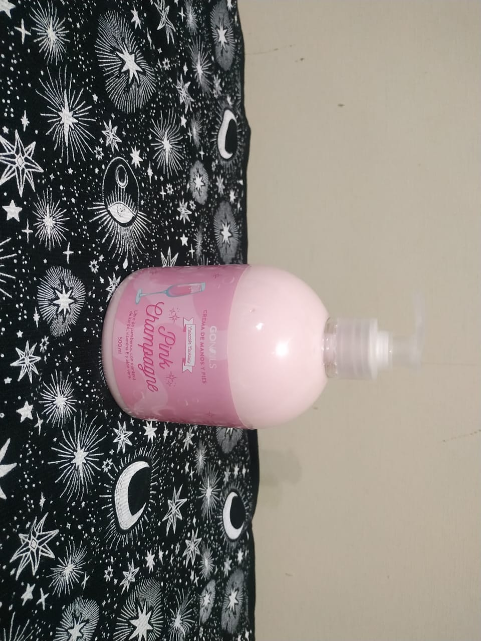 Customer photo review of Crema de Manos y Pies - Pink Champagne 500 ml