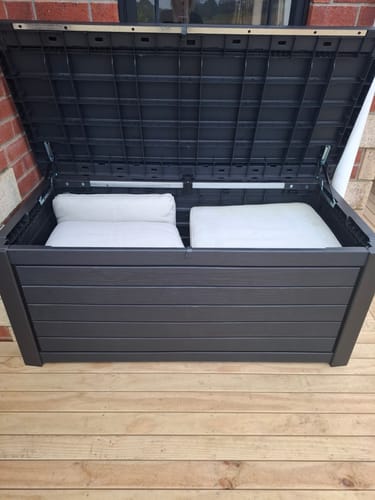 Customer photo review of Northwood Cushion Box 630L