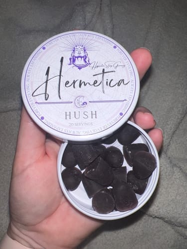 Customer photo review of Hush Gummies – Herbal Sleep & Relaxation Aid