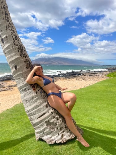 Customer photo review of Seamolly Polka Dots Lace Trim Ruffles Bowknot Decor Halter Tied Triangle Bikini Set