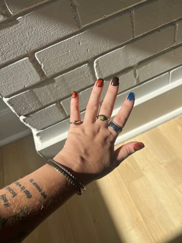 Customer photo review of Never Again Press On Nails (24PC)