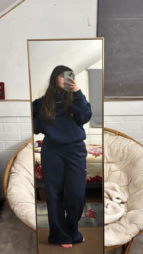 Customer photo review of CONJUNTO POLERÓN OVERSIZE & PANTALÓN RECTO - AZUL