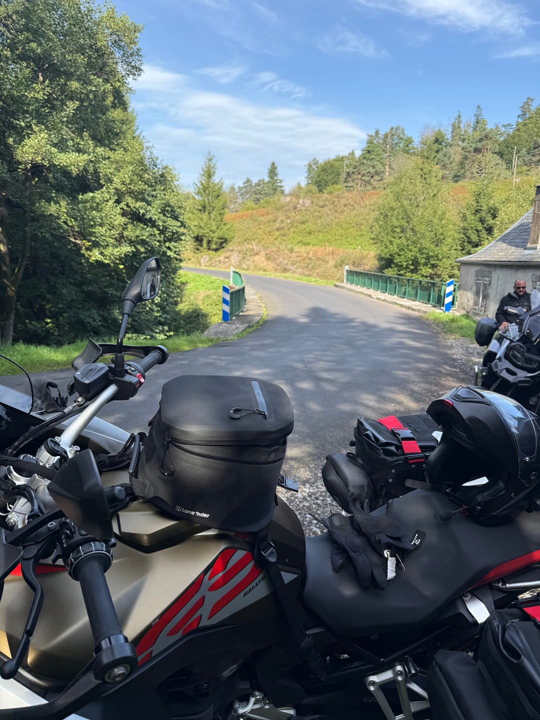 Customer photo review of Ranger Tank Bag